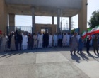 حضور کارکنان مرکز تحقیقات و آموزش کشاورزی و منابع طبیعی بلوچستان در تشکیل زنجیره انسانی مردم شهرستان بمپور