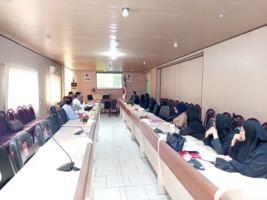 برگزاری دوره ضمن خدمت آشنایی با آفات و بیماریهای گلخانه برای کارشناسان مدیریت های جهاد کشاورزی جنوب استان سیستان و بلوچستان