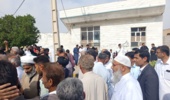 حضور رئیس مرکز و همکاران درمراسم تشییع پیکر شهید والامقام سعید چملی